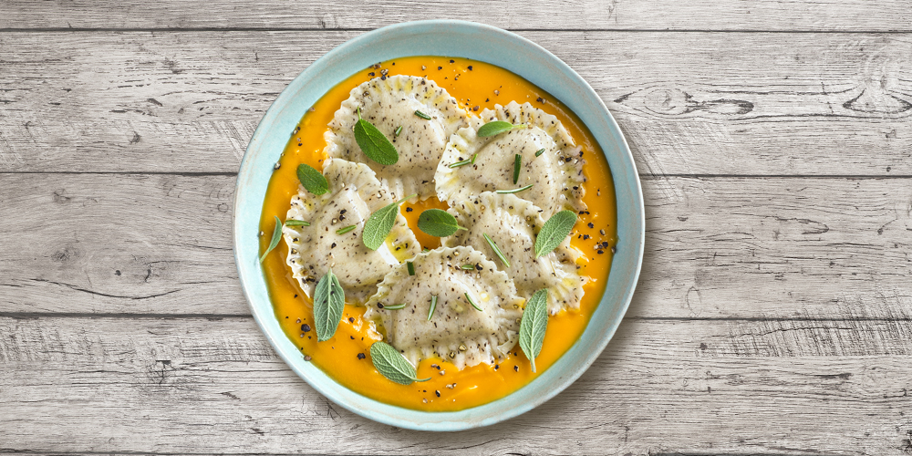 Girasoli legumi, con ceci e lenticchie, su crema di zucca e salvia