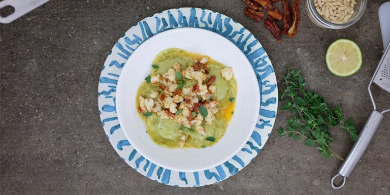 Basil and pine nut Medaglioni with prawns and dried tomato ragout by Gnambox