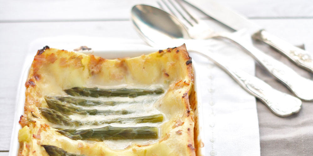 Lasagne con asparagi e prosciutto di Praga