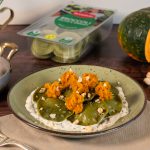 Girasoli broccoli, olive e spinaci con panna vegetale agli aromi e fiocchi di zucca