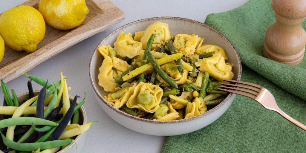 Ricetta_Tortelloni Ricotta e Spinaci_fagiolini, scorza di limone e pepe rosa